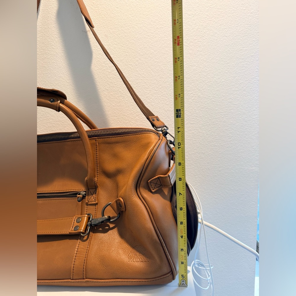 Kodiak Tan Leather Duffel Bag - Picture 4 of 7